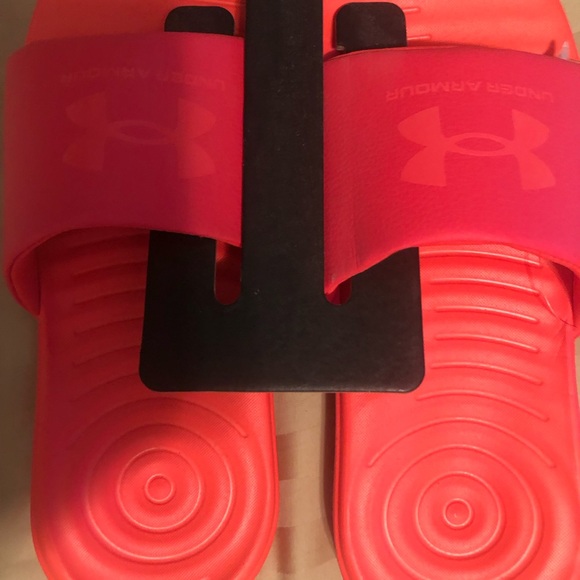Under Armour Slides New with Tag Size 7 - Picture 4 of 5